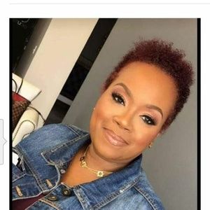 Meet your Posher, Annie